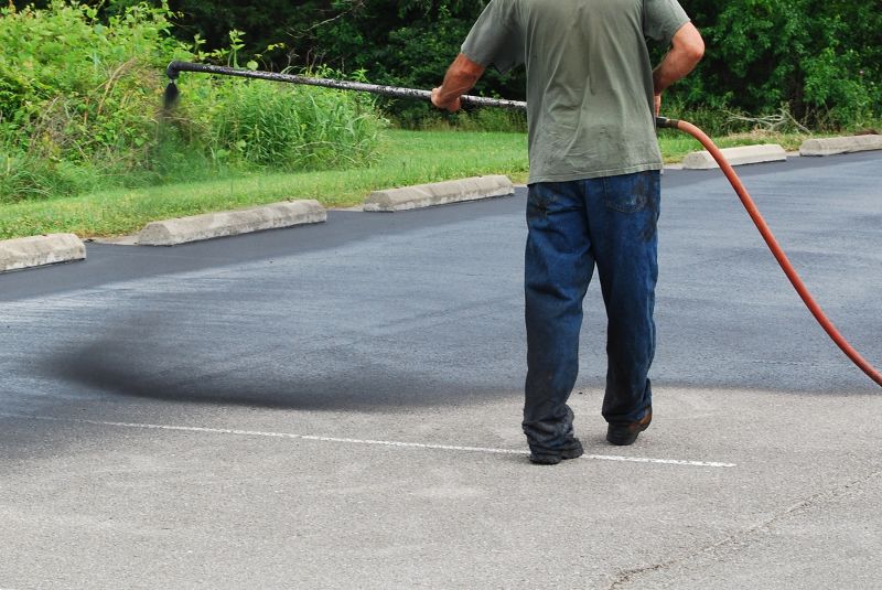 Commercial Parking Lot Sealing